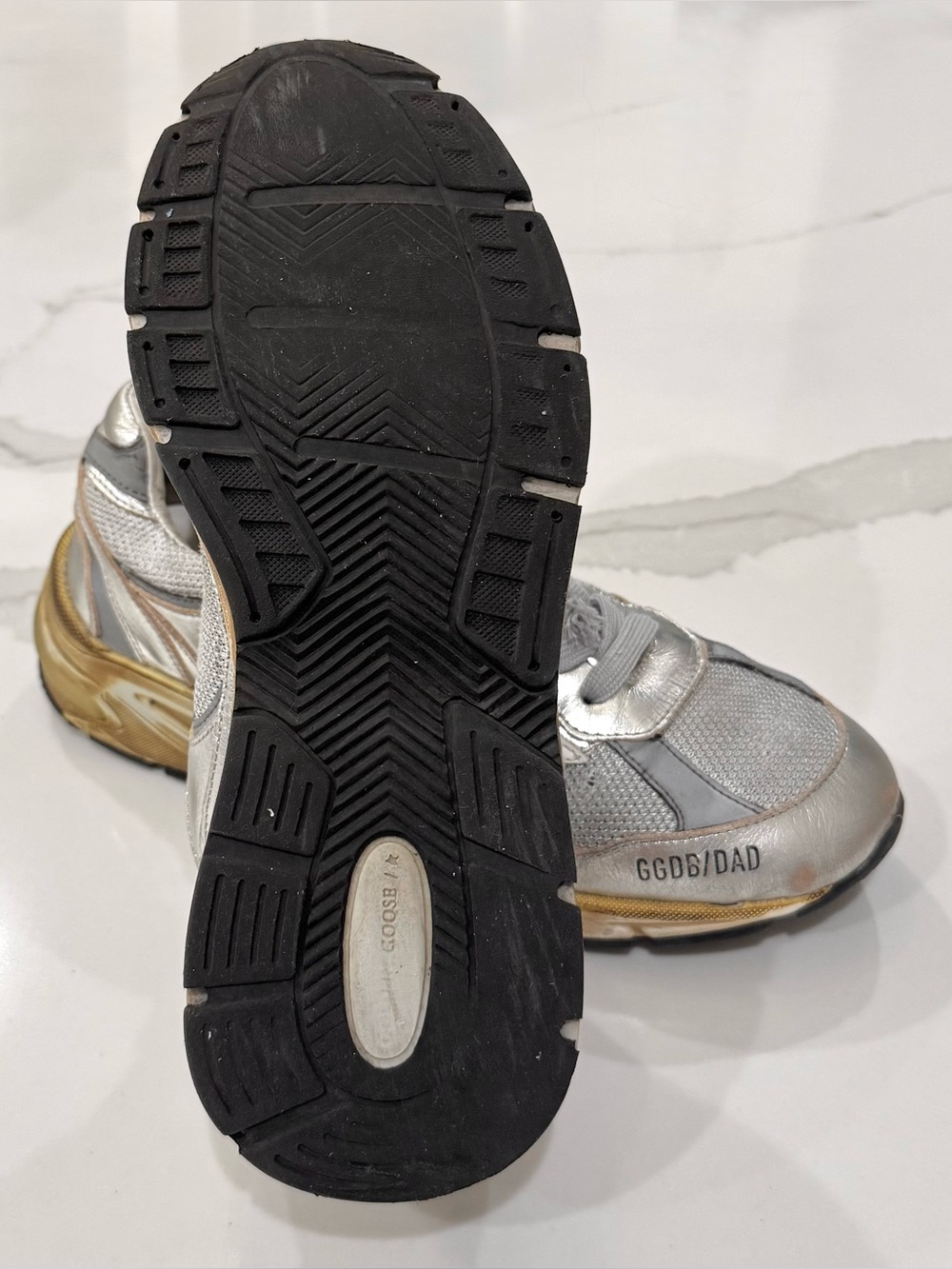 Golden Goose Women's Size 36 Dad-Star in silver laminated leather and mesh - Picture 14 of 15